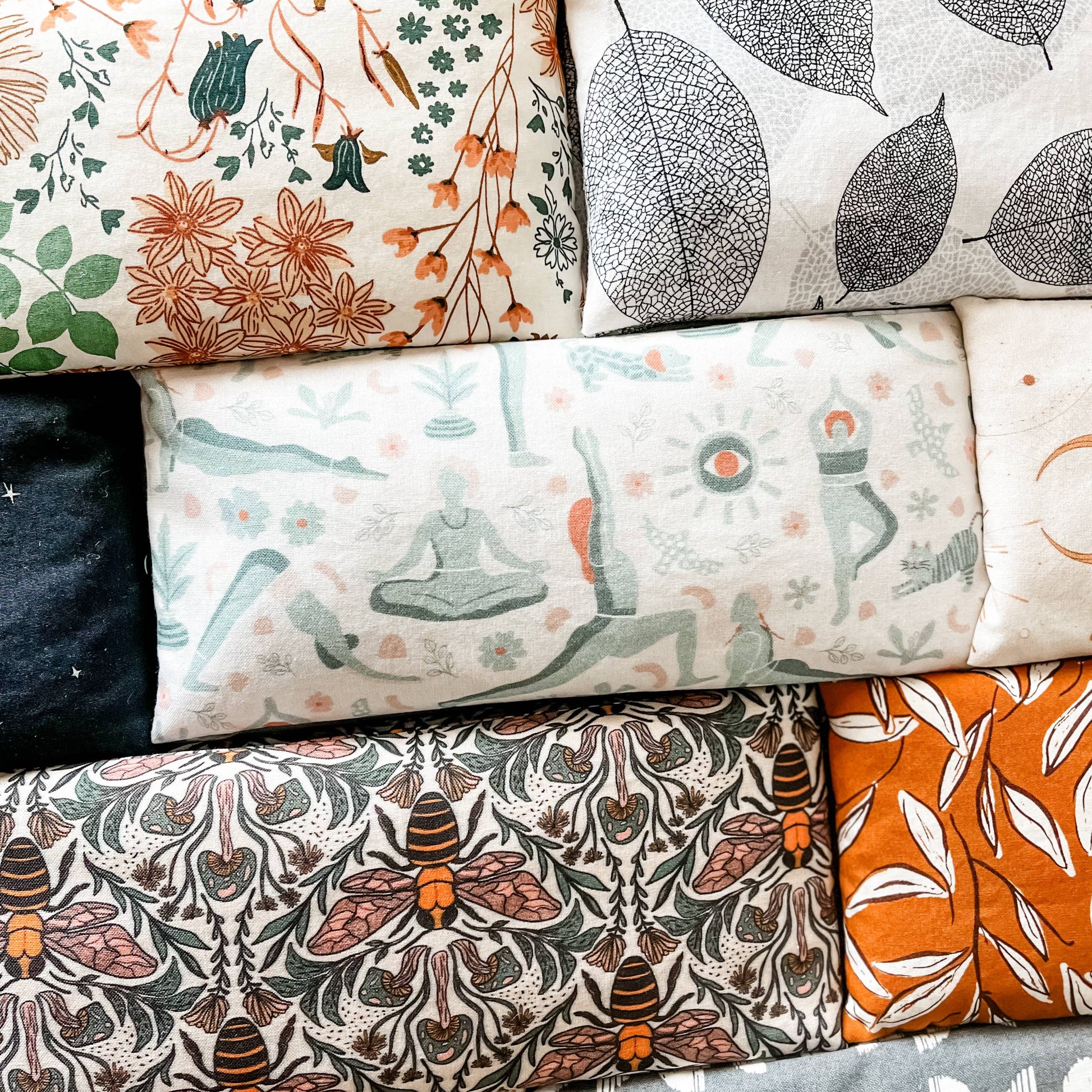 Rice Neck Wrap | Floral Abundance Shine Pattern - TheShabbyWick