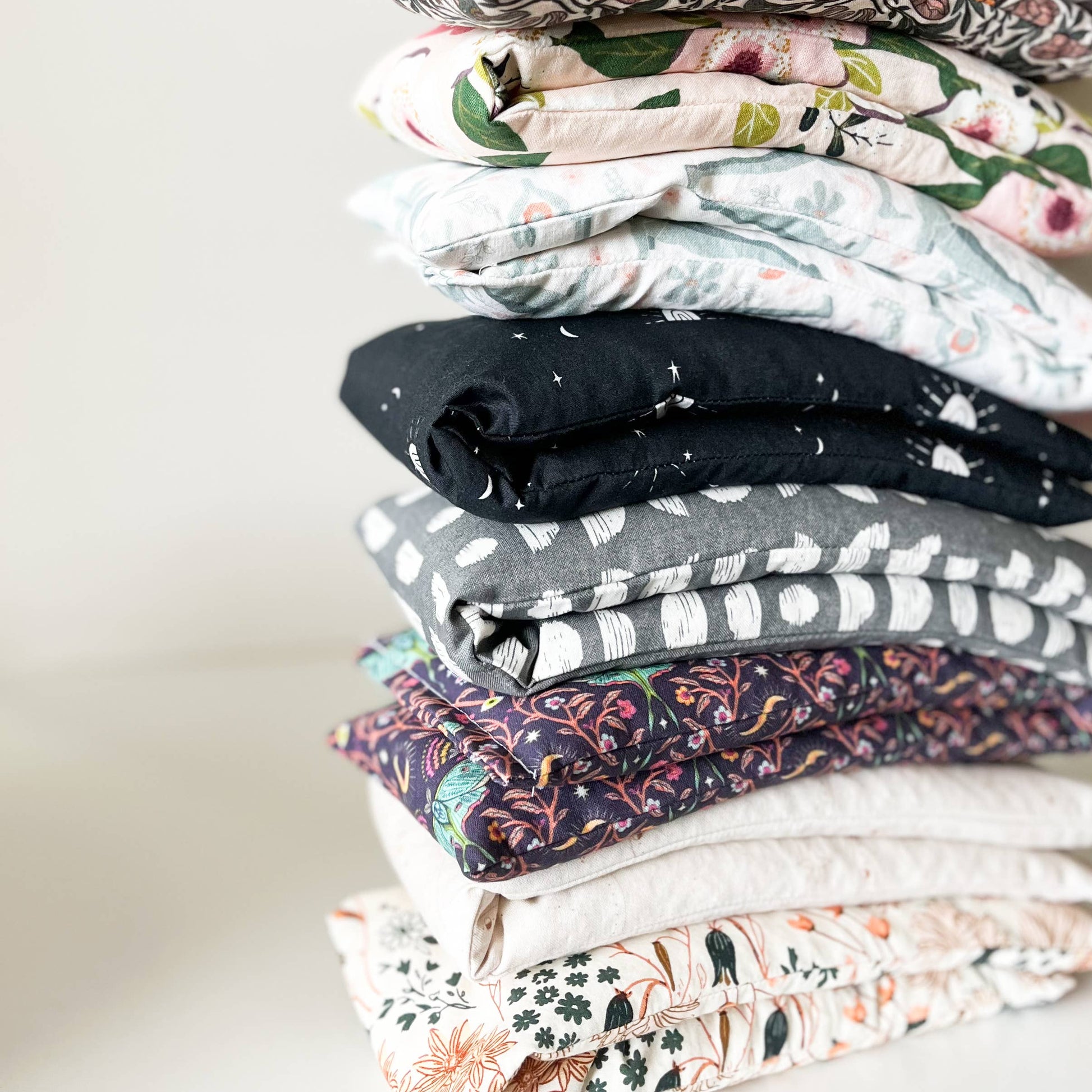 Rice Neck Wrap | Floral Abundance Shine Pattern - TheShabbyWick